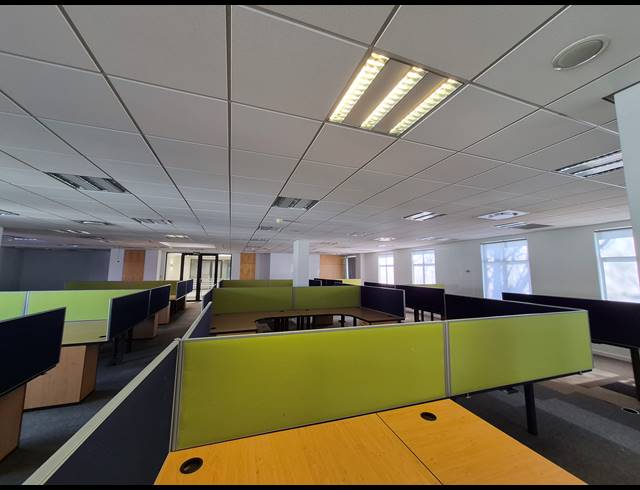 840M² OFFICE TO LET IN ILLOVO